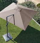 Parasol déporté rotating carré en promo chez Botanic Parasol déporté rotating carré dans le catalogue Botanic