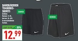 Damen Trainings-Shorts Angebote von Nike bei Marktkauf Gelsenkirchen für 12,99 €