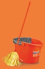 Serpillère avec seau essoreur - MACROMAX en promo chez Netto Serpillère avec seau essoreur - MACROMAX dans le catalogue Netto