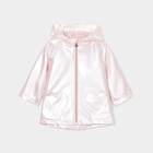 Parka imperméable à capuche métallisée rose poudrée bébé fille en promo chez La Halle Parka imperméable à capuche métallisée rose poudrée bébé fille dans le catalogue La Halle