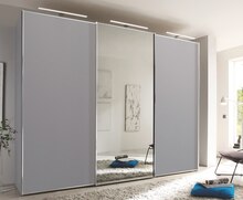 Schwebetürenschrank 3-tlg. bei XXXLutz Möbelhäuser in Düsseldorf Schwebetürenschrank 3-tlg. im Angebot bei XXXLutz Möbelhäuser Düsseldorf für 799,00 €