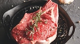 Viande bovine charolaise Côte à l'os en promo chez Supermarchés Match Tourcoing à 13,99 €