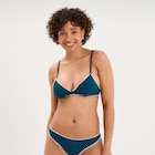 Promo Haut de maillot de bain triangle bleu pétrole femme à 17,99 € dans le catalogue La Halle à Brives-Charensac