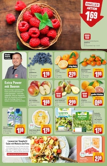 Wasser im REWE Prospekt "Dein Markt" mit 32 Seiten (Wiesbaden)