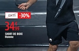 Short de boxe Homme - Venum en promo chez Intersport Short de boxe Homme - Venum dans le catalogue Intersport