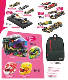 Offre Casque vélo enfant dans le catalogue JouéClub du moment à la page 42