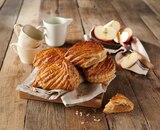 CHAUSSONS AUX POMMES PUR BEURRE - SANS MARQUE en promo chez Auchan Hypermarché CHAUSSONS AUX POMMES PUR BEURRE - SANS MARQUE dans le catalogue Auchan Hypermarché