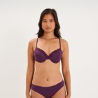 Soutien-gorge emboîtant paddé dentelle prune femme - La Halle à Nancy Soutien-gorge emboîtant paddé dentelle prune femme en promo chez La Halle Nancy à 15,99 €