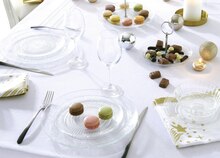 Service dans le catalogue Géant Casino Service de table 18 pièces en verre CLASSICA à 17,50 € en promo chez Géant Casino