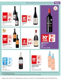 Offre Vin Rouge dans le catalogue Auchan Hypermarché du moment à la page 7