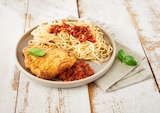 Promo ESCALOPE À LA MILANAISE ET SPAGHETTI À LA SAUCE TOMATE à 3,99 € dans le catalogue Auchan Supermarché à Rueil-Malmaison