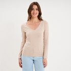 T-shirt manches longues col en V coton beige femme en promo chez La Halle T-shirt manches longues col en V coton beige femme dans le catalogue La Halle