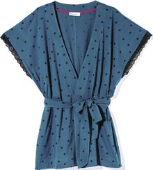 Kimono - Géant Casino à Marseille Kimono en promo chez Géant Casino Marseille à 19,00 €