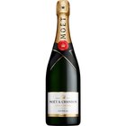 Moët et Chandon Brut Impérial - CHAMPAGNE en promo chez Carrefour Market Vieux-Condé à 36,65 €