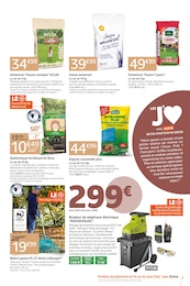 Offre Aspirateur Balai dans le catalogue Jardiland du moment à la page 5