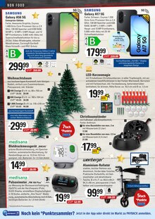 Weihnachtsbaum im EDEKA Prospekt "Top Angebote" mit 24 Seiten (Stade (Hansestadt))