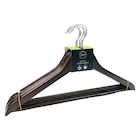Promo Lot 5 cintres bois noyAe à 3,49 € dans le catalogue B&M à Colomiers