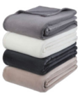 Kuscheldecke KUSCHELIX im Angebot bei mömax in Baden-Baden Kuscheldecke KUSCHELIX Angebote bei mömax Baden-Baden für 9,99 €