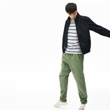 Lacoste Toulon - Blouson harrington zippé en coton léger Promo Blouson harrington zippé en coton léger dans le catalogue Lacoste "Toutes les silhouettes" à Toulon