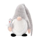 Gnome avec son doudou pingouin - CARREFOUR HOME en promo chez Carrefour Lyon à 12,99 €