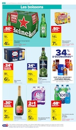 Offre Eau Minérale dans le catalogue Carrefour Market du moment à la page 12