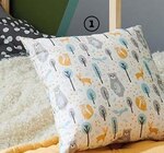 COUSSIN IMPRIMÉ en promo chez Auchan Hypermarché COUSSIN IMPRIMÉ dans le catalogue Auchan Hypermarché