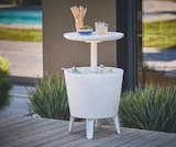 Table cocktail glacière lumineuse 30l - KETER - Hyper U à Reims Table cocktail glacière lumineuse 30l - KETER en promo chez Hyper U Reims à 79,99 €