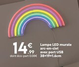 Lampe LED murale arc-en-ciel avec port USB en promo chez Maxi Bazar Lampe LED murale arc-en-ciel avec port USB dans le catalogue Maxi Bazar