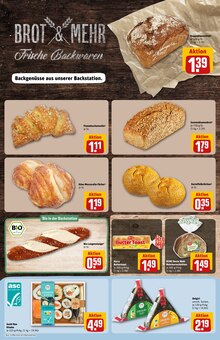 Kaffee im REWE Prospekt "Dein Markt" mit 32 Seiten (Germering)