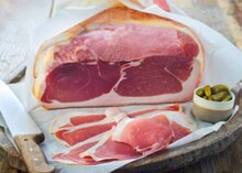 Jambon San Daniele - Carrefour à Beauvais Jambon San Daniele en promo chez Carrefour Beauvais à 26,90 €