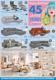 Sofa im Trends Prospekt "45 Jahre Trends …und Du bekommst die Geschenke" mit 8 Seiten (Duisburg)