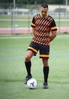 MAILLOT D’ENTRAÎNEMENT DE FOOTBALL Adulte - PUMA à 11,99 € dans le catalogue Intersport