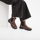 Bottes de pluie chelsea crantées noir femme - La Halle Bottes de pluie chelsea crantées noir femme à 19,99 € dans le catalogue La Halle