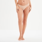 Promo Culotte microfibre sans coutures beige femme à 4,99 € dans le catalogue La Halle à Limoges