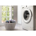 Lessive en capsules - OMO à 6,20 € dans le catalogue Carrefour