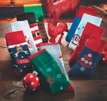 Aldi Guesnain - Chaussettes Promo Chaussettes dans le catalogue Aldi "Un Noël tout simplement exquis !" à Guesnain