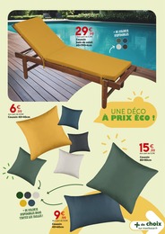 Offre Coussin bain de soleil dans le catalogue Maxi Bazar du moment à la page 3