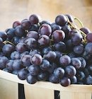 Promo Raisin noir à 2,79 € dans le catalogue Intermarché à Saint-Martin-Belle-Roche