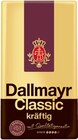 Kaffee Classic kräftig im Angebot bei REWE in Saarlouis Kaffee Classic kräftig Angebote von Dallmayr bei REWE Saarlouis für 7,49 €