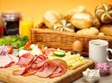 Frühstücks-Buffet bei Möbel Wallach im Prospekt "" für 5,50 €