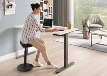 Schreibtisch bei Höffner Schreibtisch für 399,00 € bei Höffner im Prospekt "Grosse Neueröffnung"