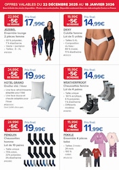 Couches Angebote im Prospekt "PLUS DE 1000€* DE REMISES CUMULÉES" von Costco auf Seite 8