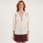 Blouse col tunisien avec broderie ecru femme en promo chez La Halle Blouse col tunisien avec broderie ecru femme dans le catalogue La Halle