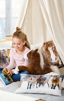 Ernstings family Wildau - Plüschpferd Plüschpferd Angebot bei Ernstings family Wildau im Prospekt "Einfach Wau!"
