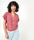 Promo Chemise à manches courtes à motifs irisés femme - GEMO à 11,19 € dans le catalogue Gémo à Lescure-d'Albigeois