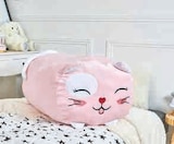 Coussin XXL Kawaï en promo à 29,99 € chez Hyper U Coussin XXL Kawaï dans le catalogue Hyper U