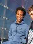 Veste à capuche - PUMA - Intersport Veste à capuche - PUMA à 34,99 € dans le catalogue Intersport
