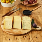 Plateau 3 saveurs pour raclette : tranchettes nature, poivre, ail des ours - LIVRADOIS dans le catalogue Carrefour