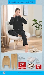 Offre Chaussons dans le catalogue Aldi du moment à la page 30