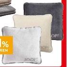 Kissenhülle im XXXLutz Prospekt Kissenhülle von JOOP! im aktuellen XXXLutz Prospekt für 34,99 €